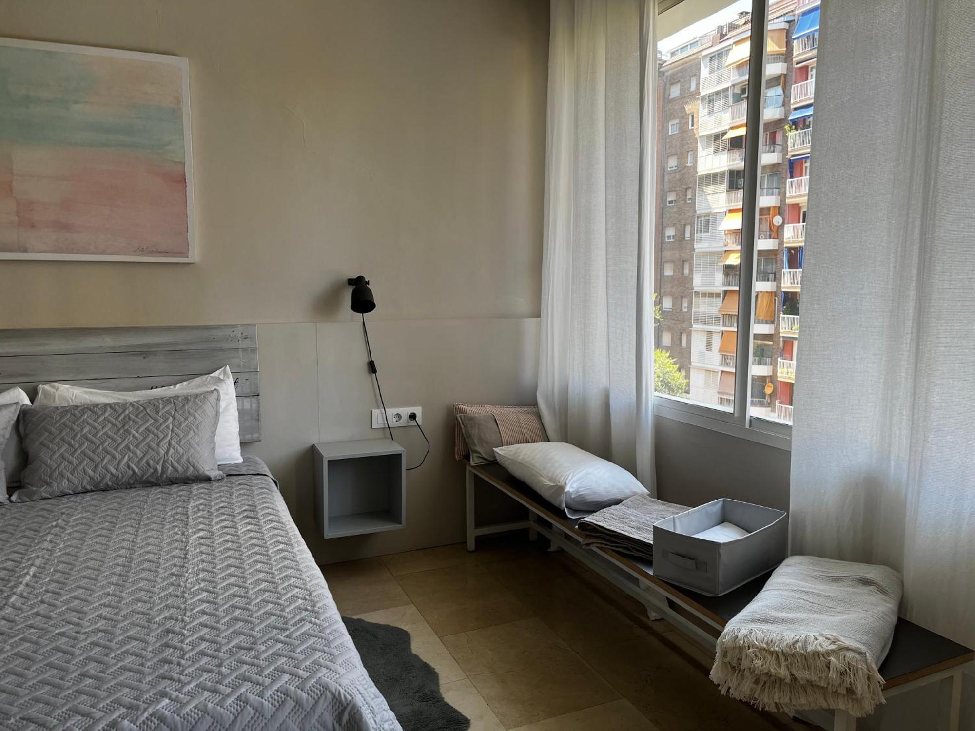 Precioso Y Tranquilo Apartamento Zona Alta Diagonal Barcelona Exterior photo