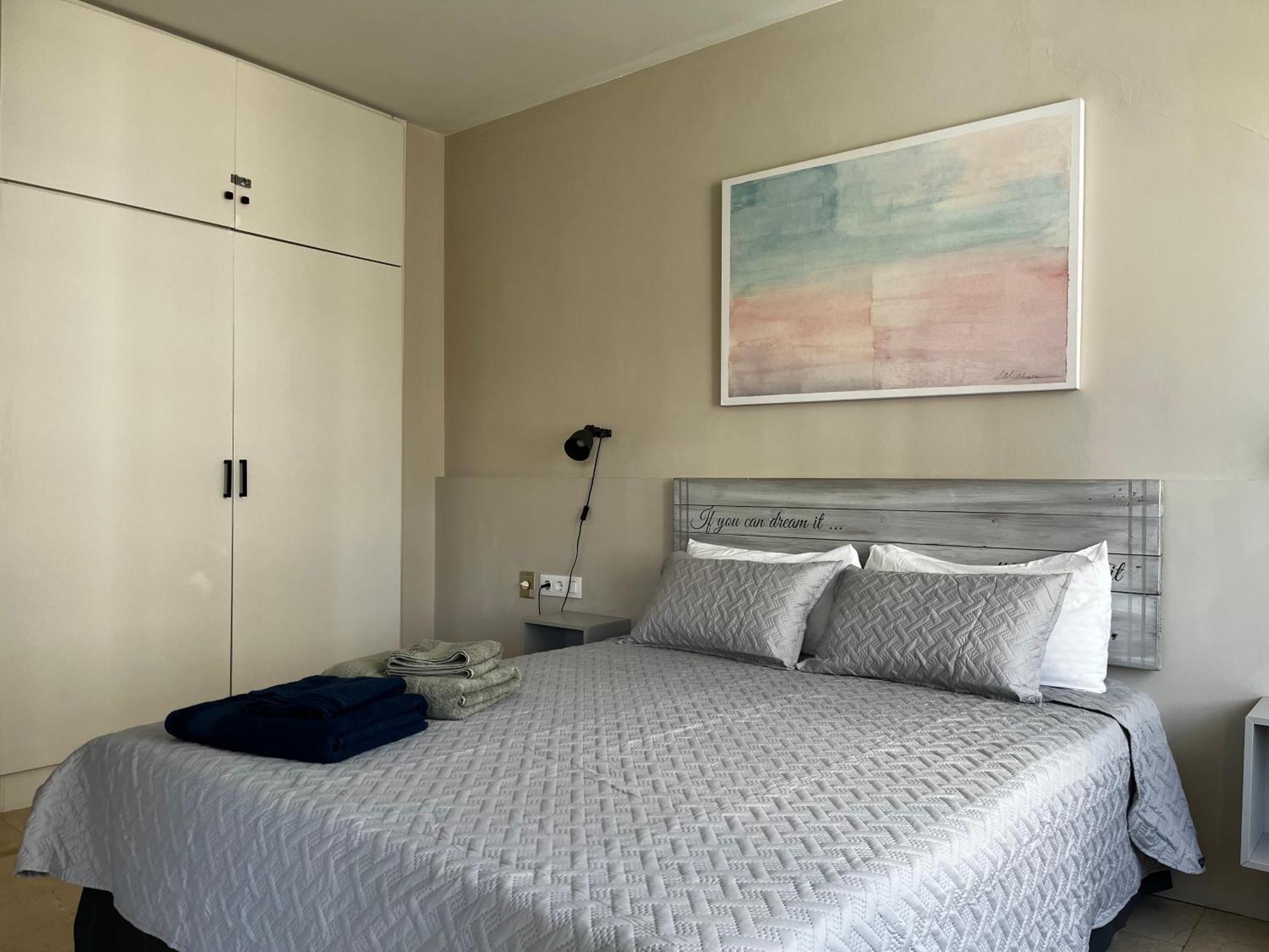Precioso Y Tranquilo Apartamento Zona Alta Diagonal Barcelona Exterior photo